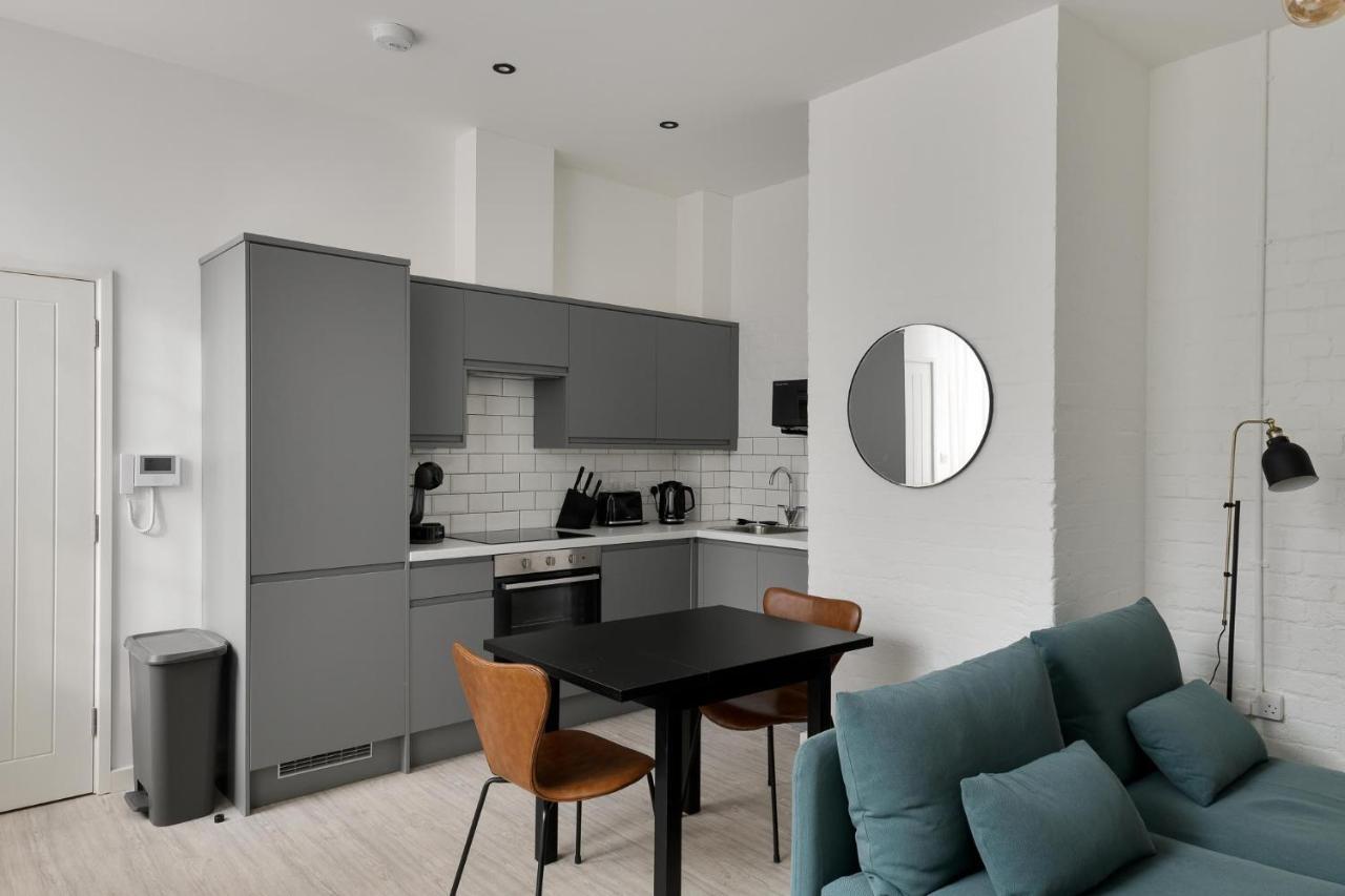 Onefivesix - Unique Apartments Бирмингем Экстерьер фото