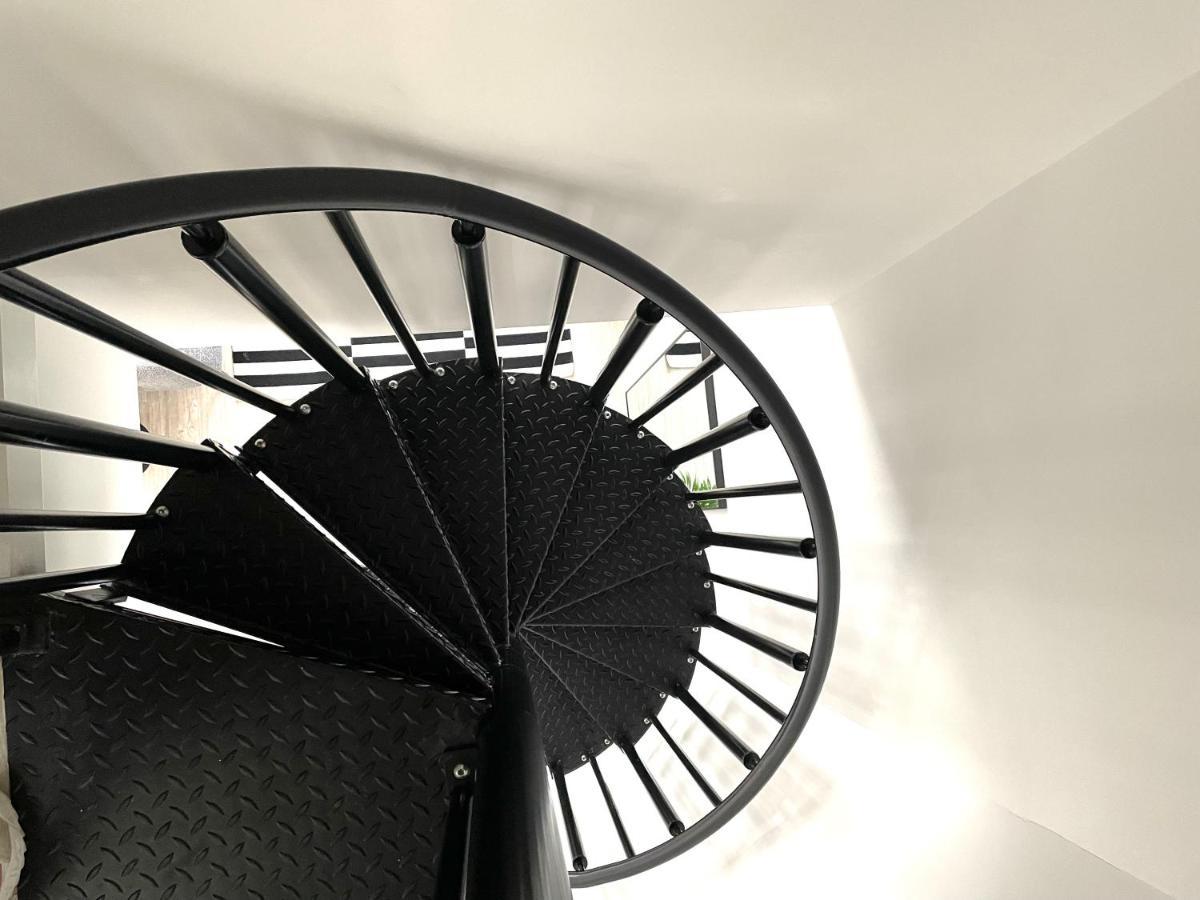 Onefivesix - Unique Apartments Бирмингем Экстерьер фото