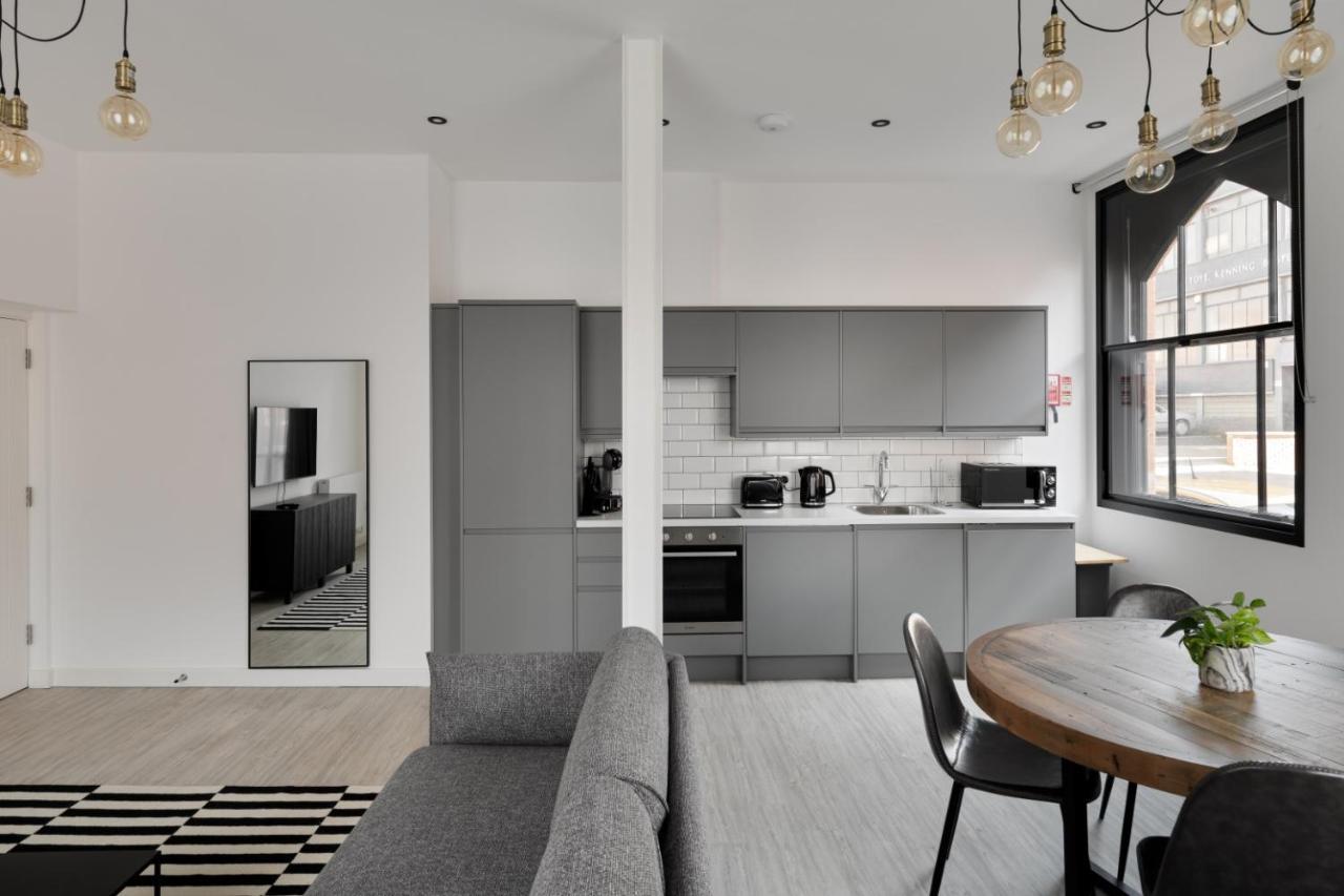 Onefivesix - Unique Apartments Бирмингем Экстерьер фото